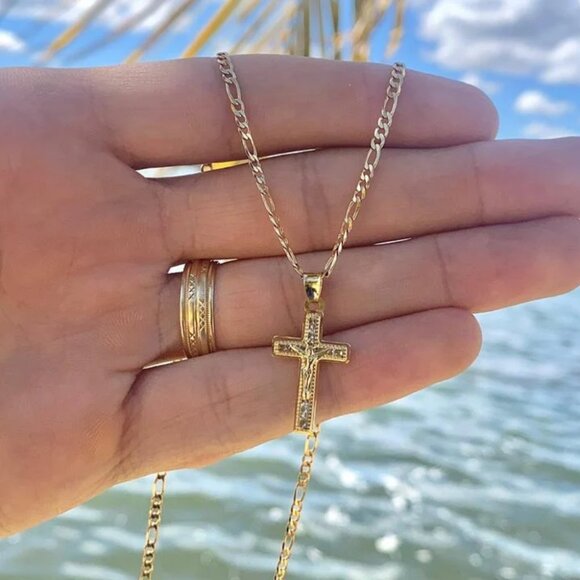 CZ Jesus Cross Necklace Womens Mens Girls Boys Figaro Chain 14" to 20" Cadena - Picture 6 of 7